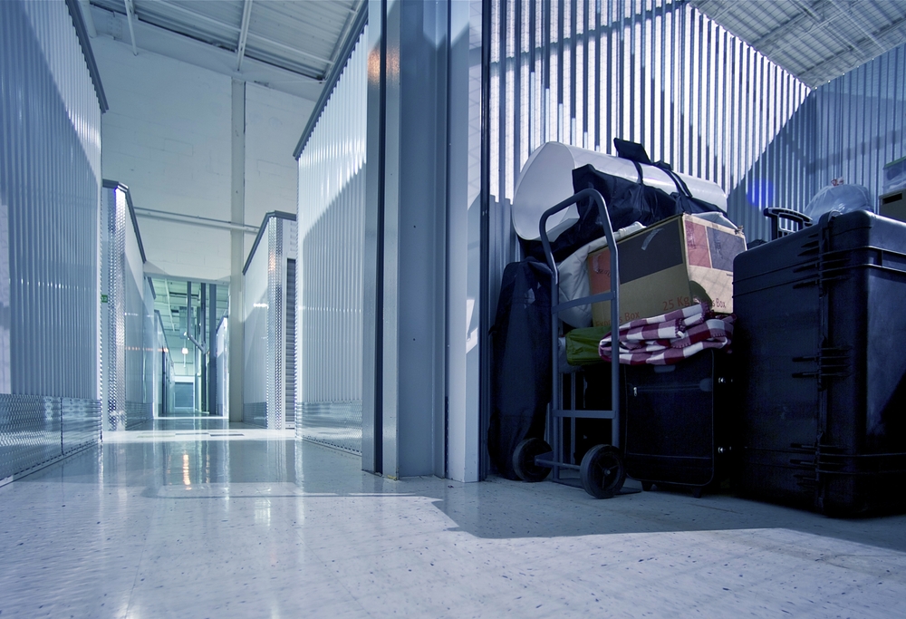 Climate Controlled vs. Traditional Storage: Which Is Right for You in Largo?